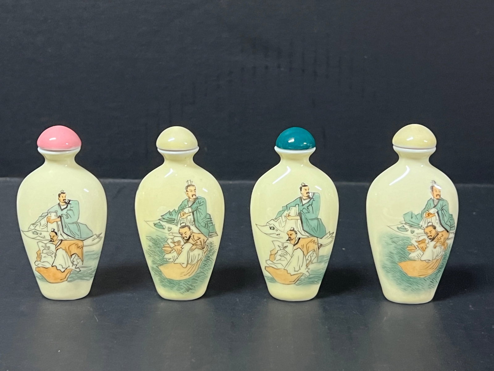 Chinese Art Porcelain Snuff Bottle Lot of 4 (1 of 5)