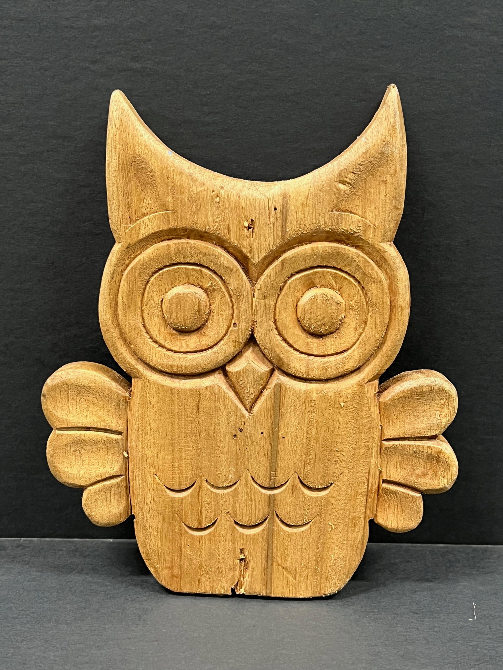 Carved Wood Owl Wall Plaque Sculpture: African Tribal Art Carved Wood Owl Wall Plaque Sculpture. The dimension is 7.5 inches high x 6 inches wide. Please be aware that some of the items are vintage, secondhand, old ages, antiques and may h