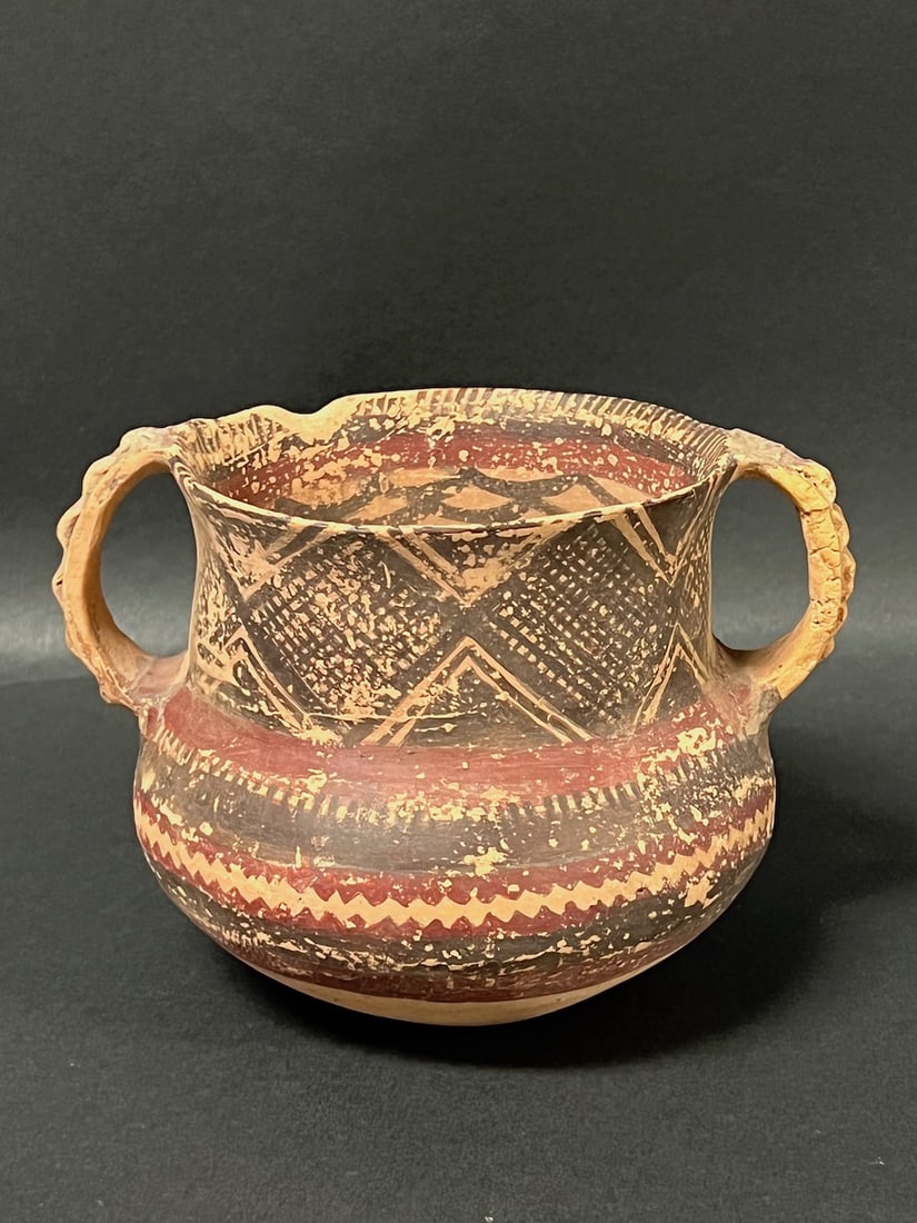 Chinese Art Painted Pottery Jar: Chginese Art Painted Pottery Jar. The dimension is 4 inches high x 5 inches wide. Please be aware that some of the items are vintage, secondhand, old ages, antiques and may have a defects or sign of a