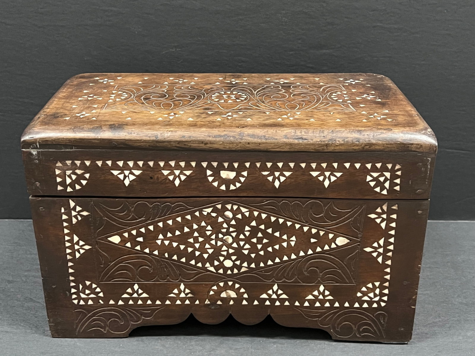 Vintage Islamic Mother of Pearl Inlay Wooden Box (1 of 10)