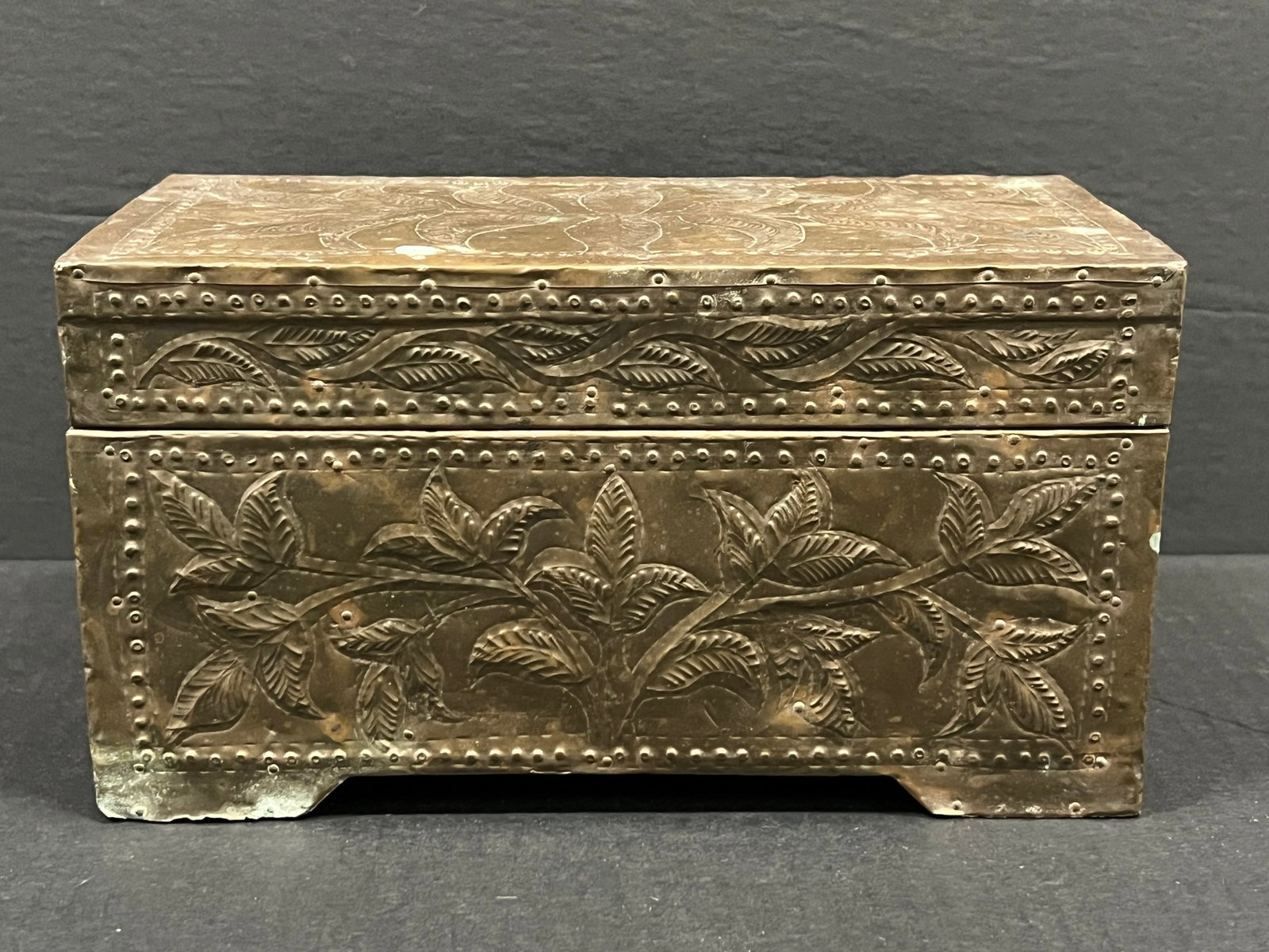 Vintage Carved Wood Covered with Hand Hammered Tin Metal Box: Philippine Art Vintage Carved Wood Covered with Hand Hammered Tin Metal Box. The dimension is 5.5 inches high x 10 inches wide. Please be aware that some of the items are vintage, secondhand, old ages