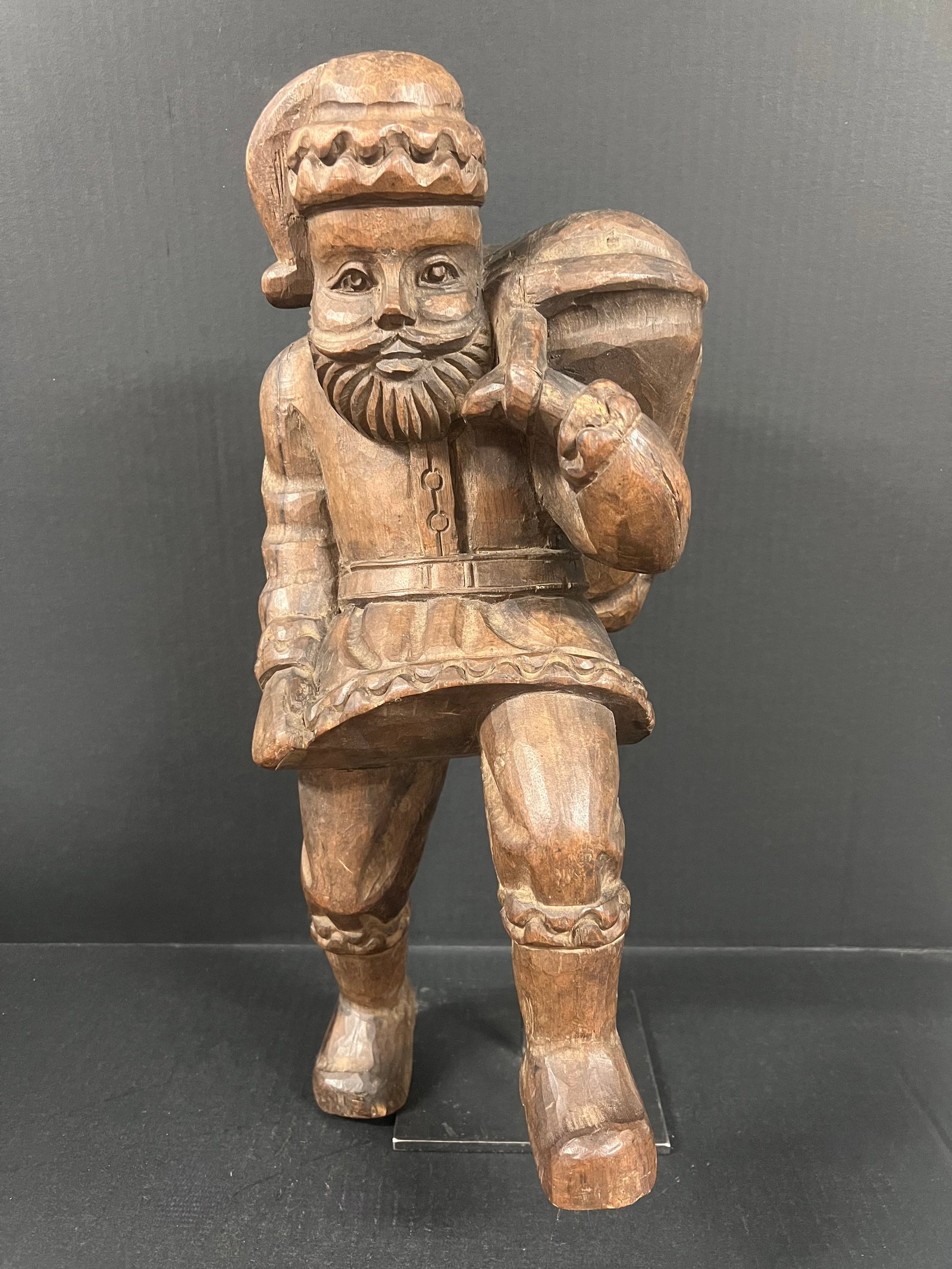Folk Art Hand Carved Wooden Santa CLaus Home Decor Sculpture (1 of 10)