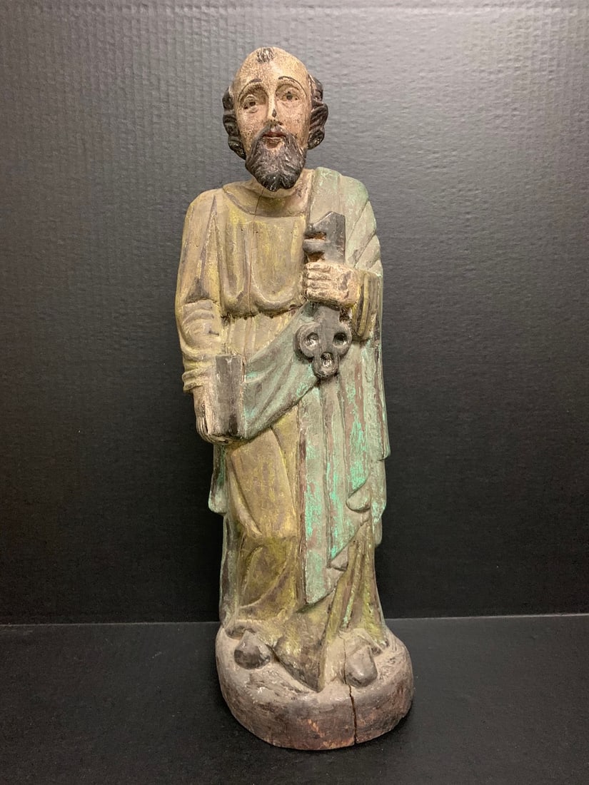 Carved Wood Saint Peter: Religious Art Carved Wood Saint Peter. The dimension is 21 inches high x 7 inches wide. Please be aware that some of the items are vintage, secondhand, old ages, antiques and may have a defects or sig