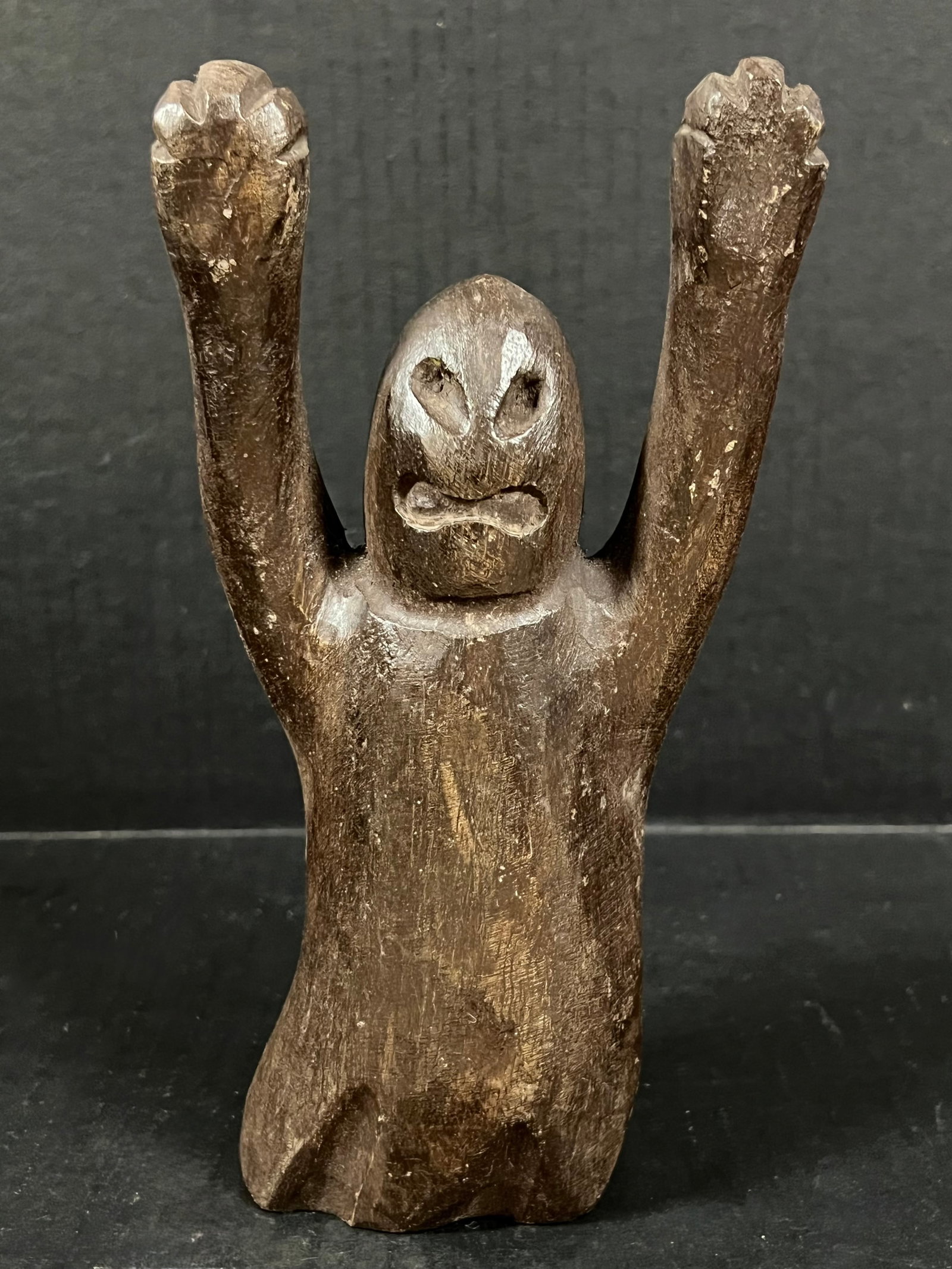 Carved Wood Ghost: Folk Art Carved Wood Ghost. The dimension is 9 inches high x 4 inches wide. Please be aware that some of the items are vintage, secondhand, old ages, antiques and may have a defects or sign of ages, H