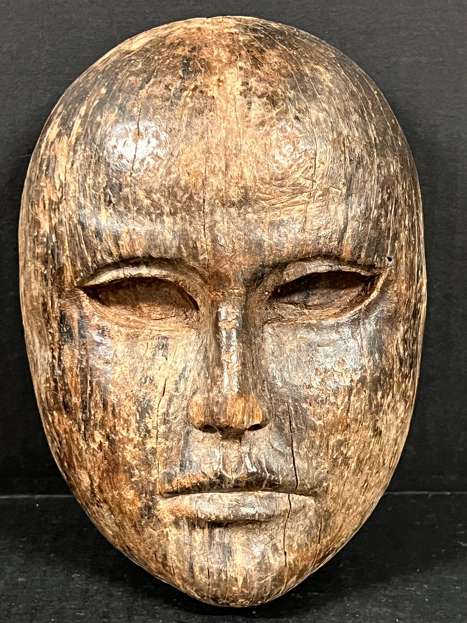 Carved Wood Male Face Plaque: Folk Art Carved Wood Male Face Plaque. The dimension is 8 inches high x 6 inches wide. Please be aware that some of the items are vintage, secondhand, old ages, antiques and may have a defects or sign