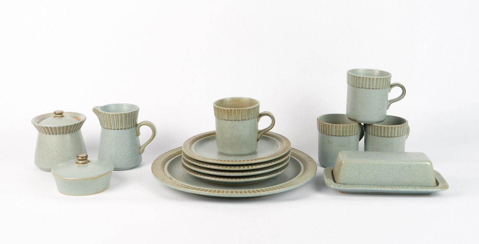 Kasuga Showa Patio Blue Stoneware Set (1 of 9)