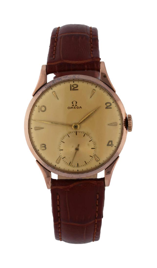 OMEGA Herrenarmbanduhr, Durchmesser 35 mm, in ...: OMEGA Herrenarmbanduhr, Durchmesser 35 mm, in Roségold 14K, Handaufzug, Lederband braun mit vergoldeter Dornschliesse, goldfarbenes Zifferblatt, Index mit arabischen Zahlen bei 2/4/6/8/10/12, Kaliber