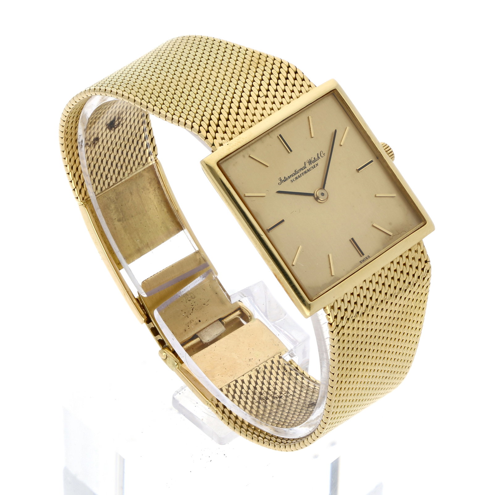 IWC: IWC VINTAGE DRESSWATCH «GOLDEN MESH», 18K Gelbgold, Referenz 1222, Herstellungsjahr 1969, Durchmesser 30 mm, Gehäuse Quadratisches Gelbgoldgehäuse mit facettierten Flanken und