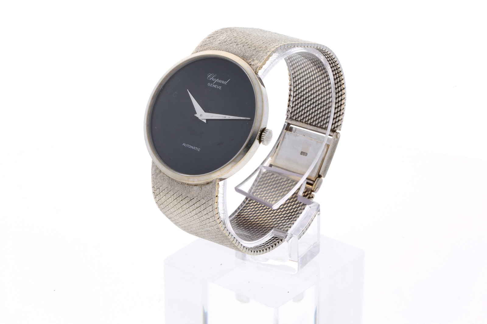 Chopard: CHOPARD L.U.C ONYX INTEGRATED, 18K Weissgold, Referenz 1038/1, Herstellungsjahr ca. 1980er Jahre, Durchmesser 33 mm, Gehäuse Flaches Rundgehäuse aus 18K Weissgold mit weich polierter