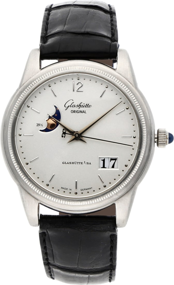 Glashütte: GLASHÜTTE ORIGINAL SENATOR PANORAMA DATUM MIT MONDPHASE, Platin 950, Referenz 39-41-02-03-04, Herstellungsjahr 1998, Durchmesser 39 mm, Gehäuse Klassisch rundes Platingehäuse mit fein