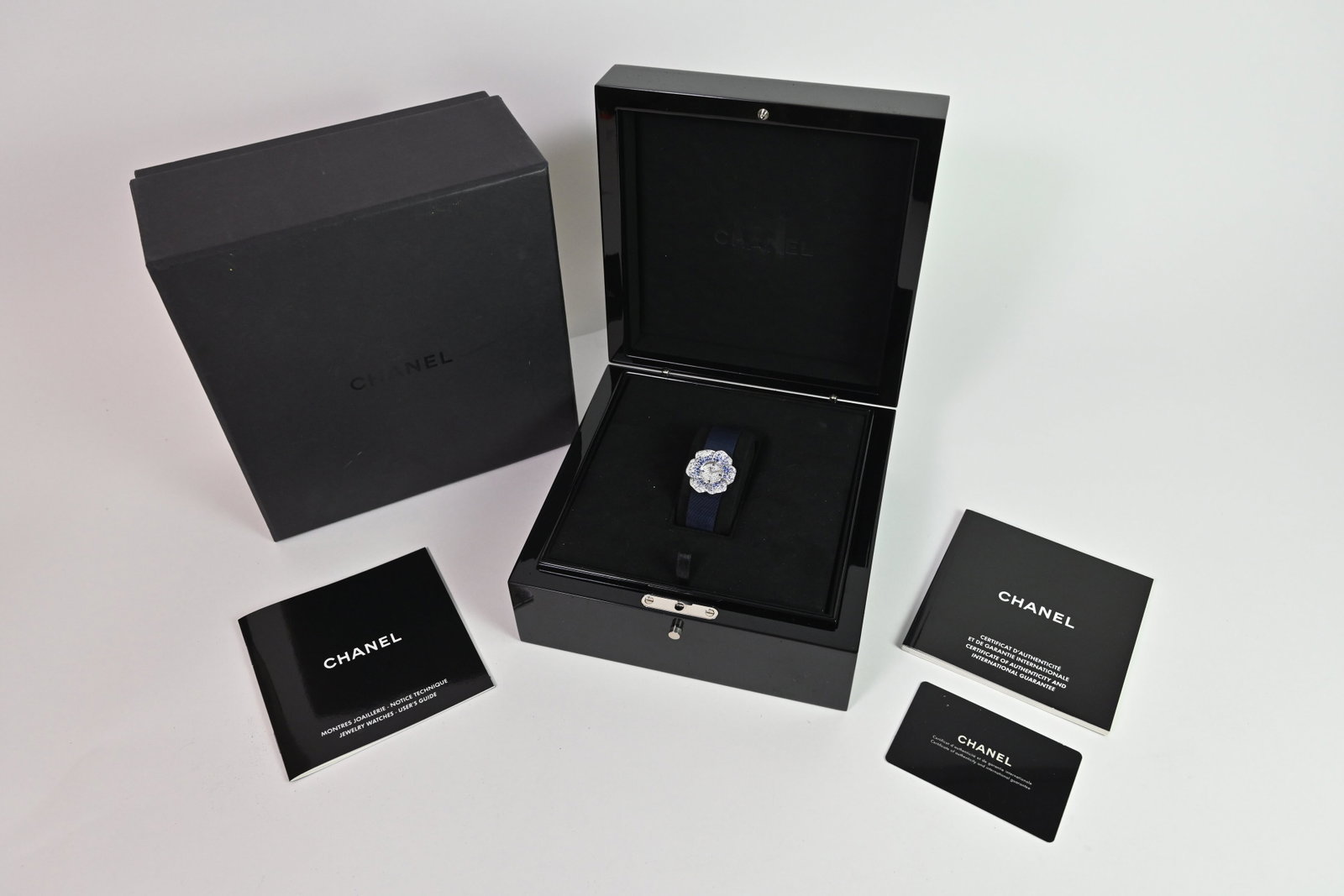 Chanel - 6