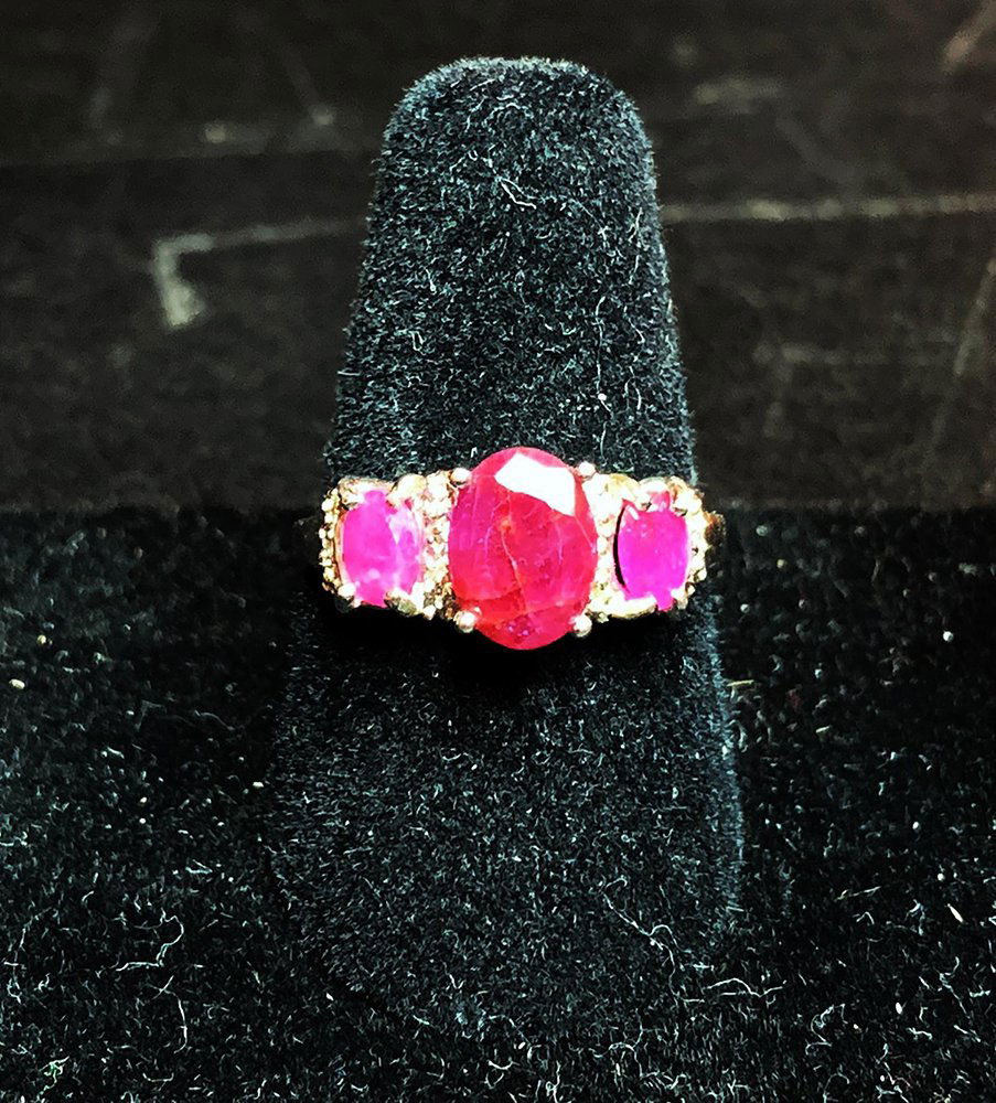 Ruby Ring with 3 Natural Rubies (1 of 4)