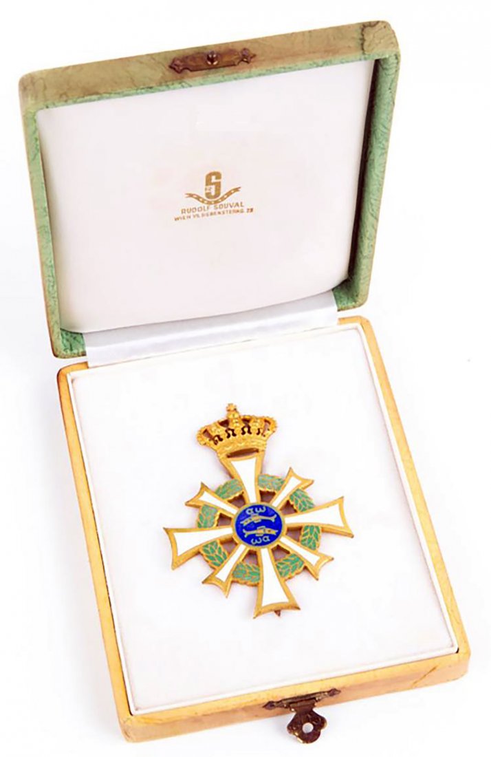 Badge of Equestrian Order of the Holy Sepulchre (1 of 3)