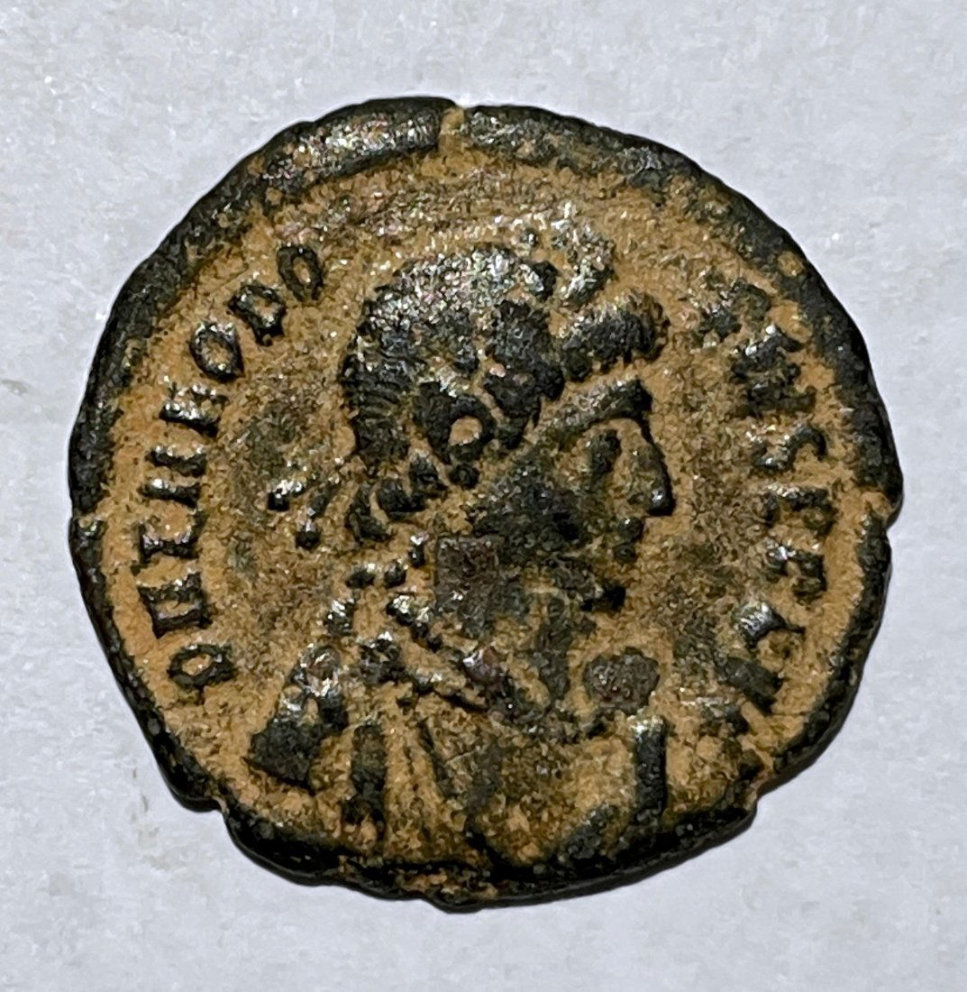 Roman Empire Coin. Theodosius I (AD 347-395). Æ Follis (1 of 2)