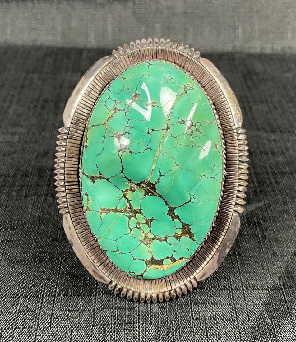 Fine Native American Navajo Sterling Turquoise Cuff (1 of 4)