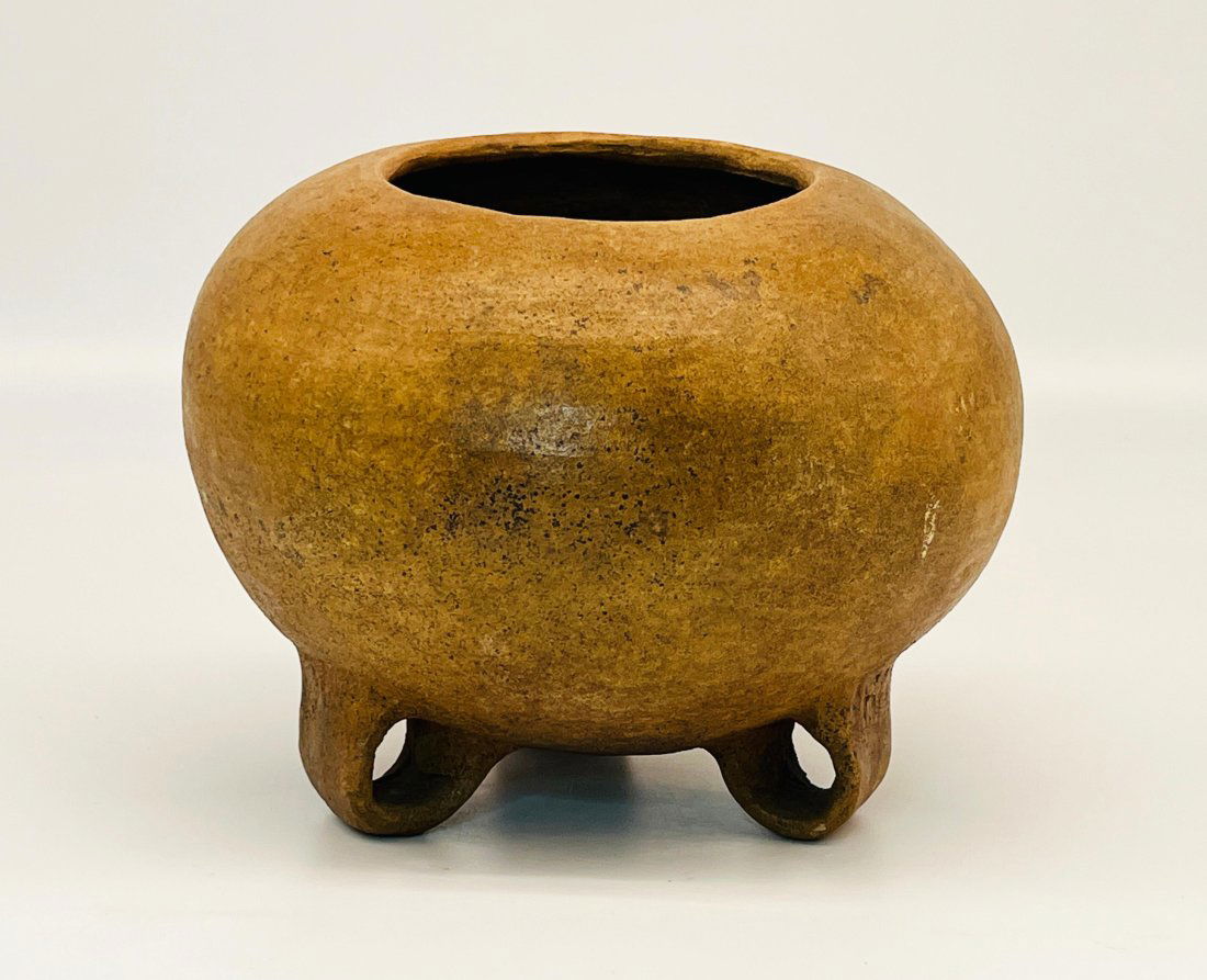 Pre-Columbian Costa Rican Tripod Vessel w/ Scroll Legs (1 of 3)