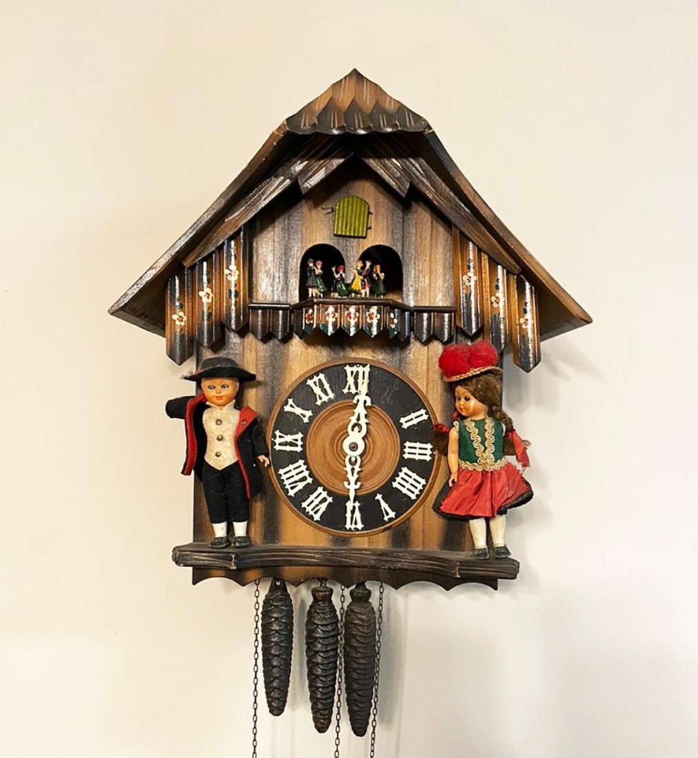 Vintage German Albert Schwab Black Forrest Cuckoo Clock (1 of 6)