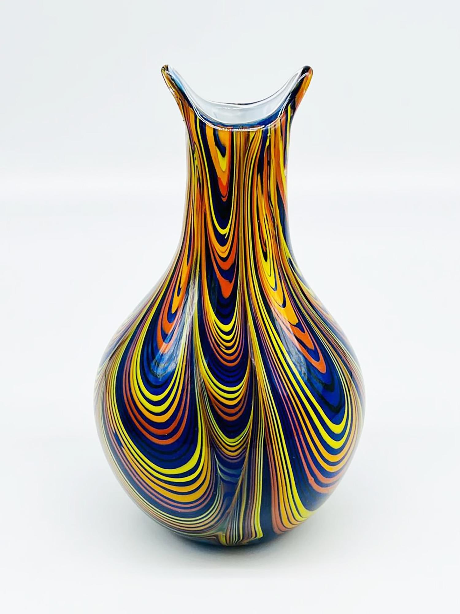 Signed Handblown Murano Art Glass Vase Auction