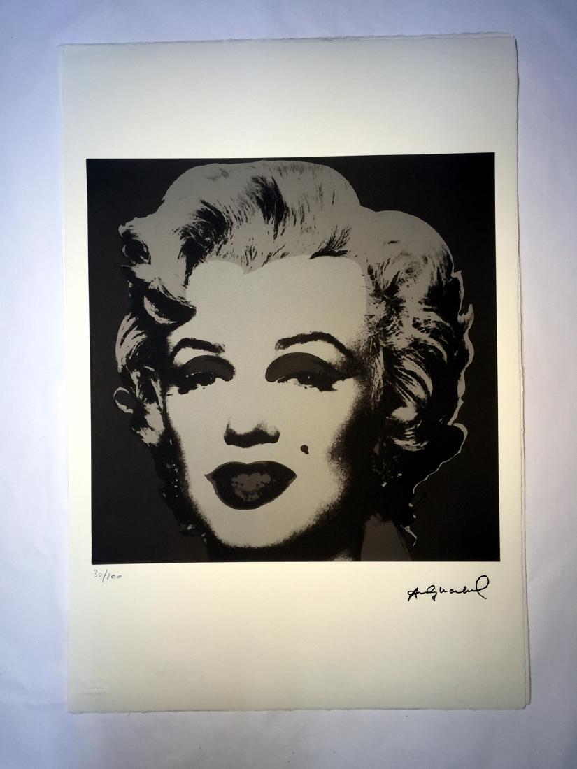 Andy Warhol Lithograph: - Lithograph Andy Warhol numbering Arab - Numbering 100 specimen- Paper size 57,3 x 38.4 cm about- Leaf uncut / illegal 4 sided weight between 180/210- Watermark on the sheet Arches France infinity- T