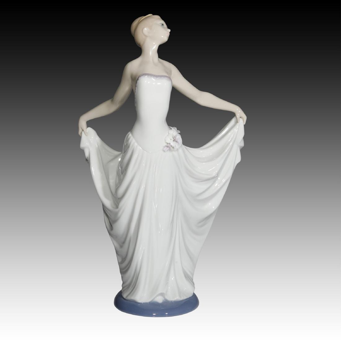Lladro # 7189 Dancer, Night to Remember Figurine (1 of 4)