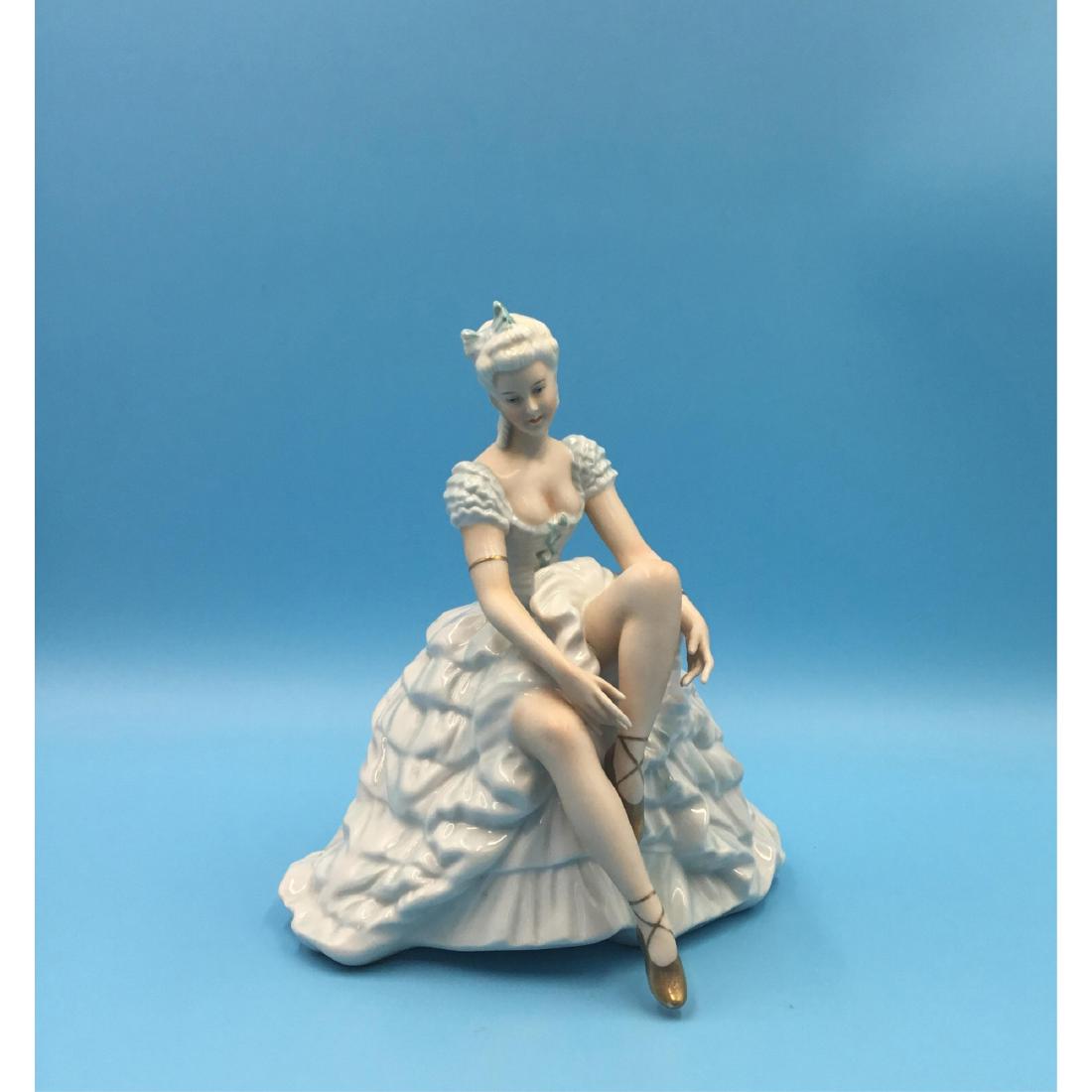 Unter Weiss Bach German Porcelain Dancer Figurine (1 of 5)