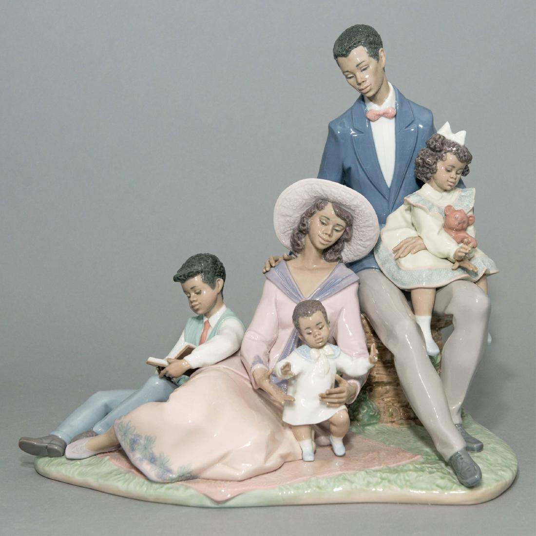 Lladro Porcelain Figurine Ltd Edition Family Love