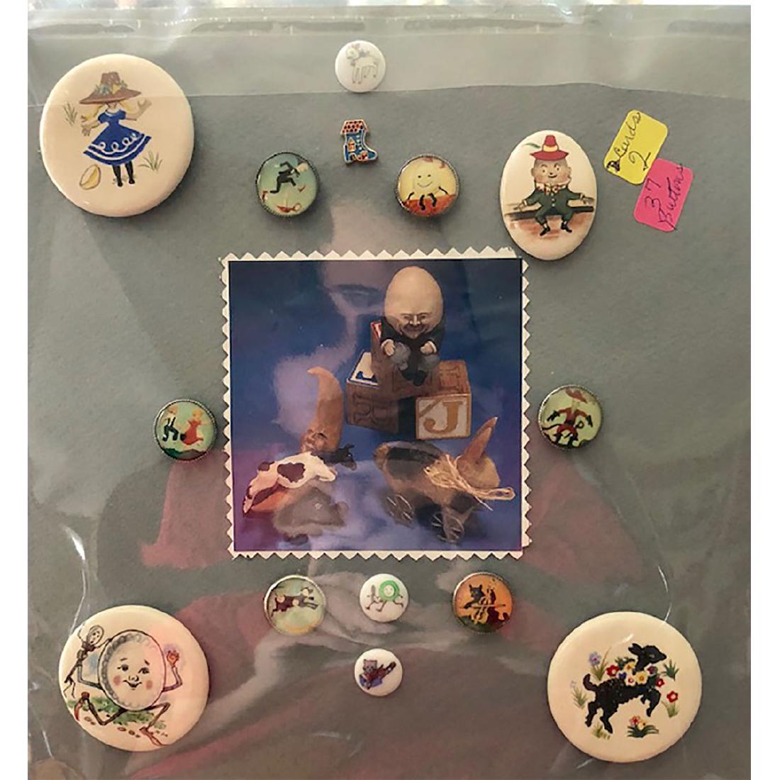 4 CARDS CHILD STORY BUTTONS, INCL BEATRIX POTTER (1 of 5)