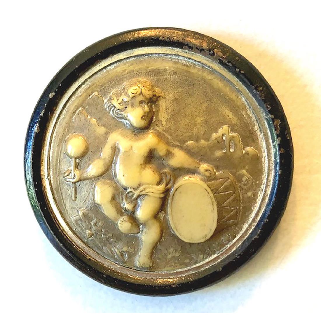 3 LARGE AND MEDIUM IVOROID PICTORIAL BUTTONS (1 of 3)