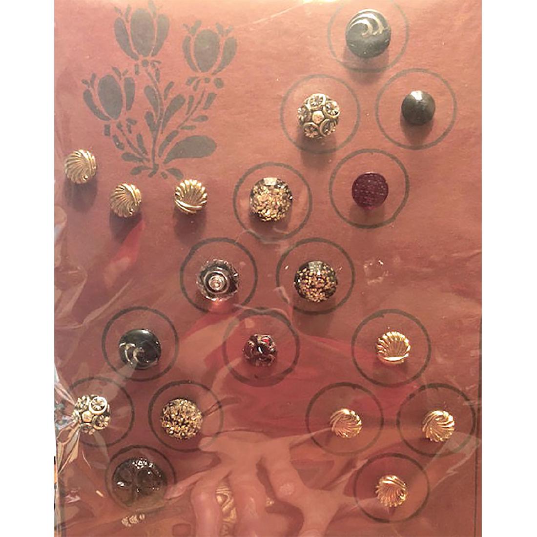 4 CARDS S/M BLACK GLASS BUTTONS MOSTLY GOLD LUSTRE (1 of 4)