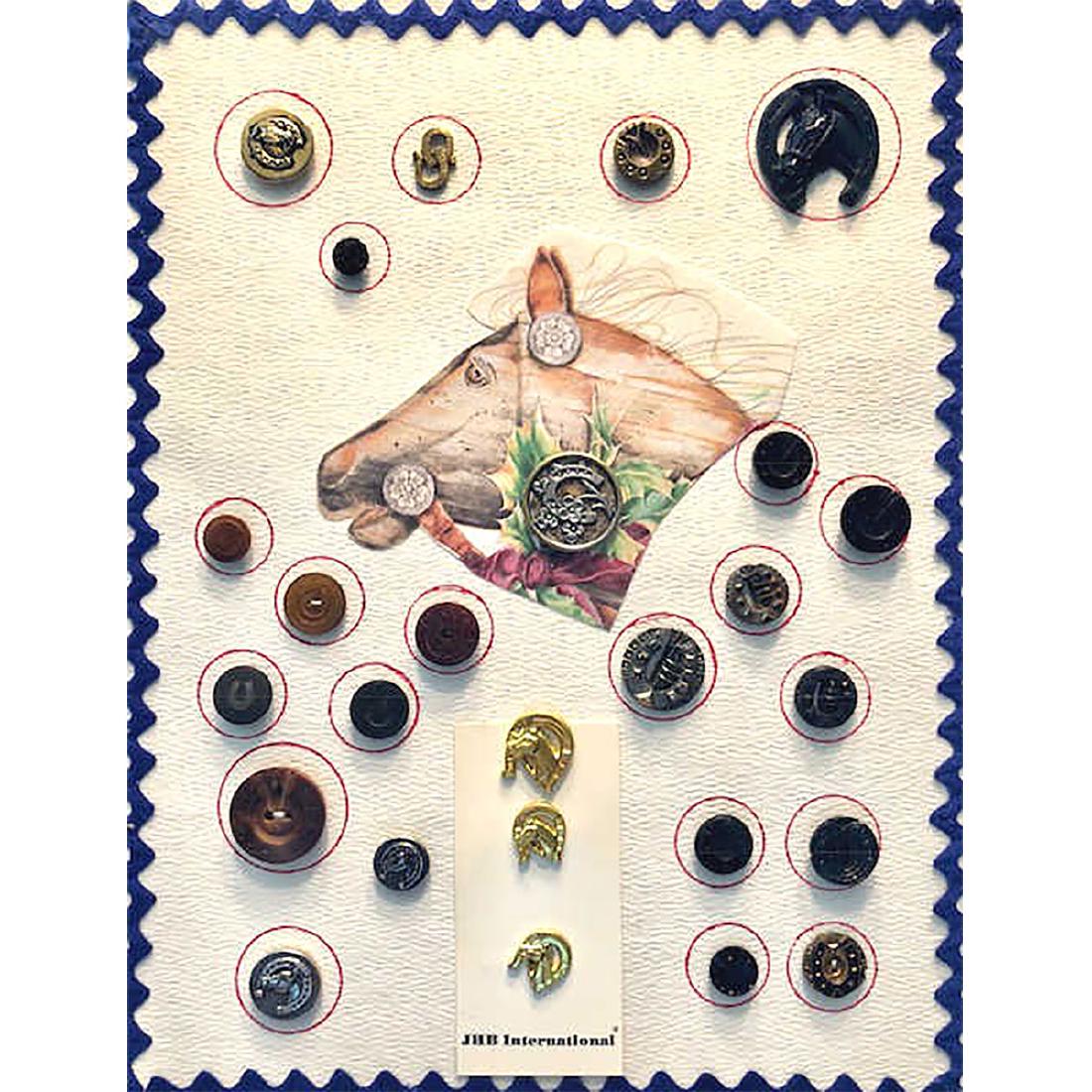 4 CARDS S/M/L PICTURE BUTTONS (1 of 8)