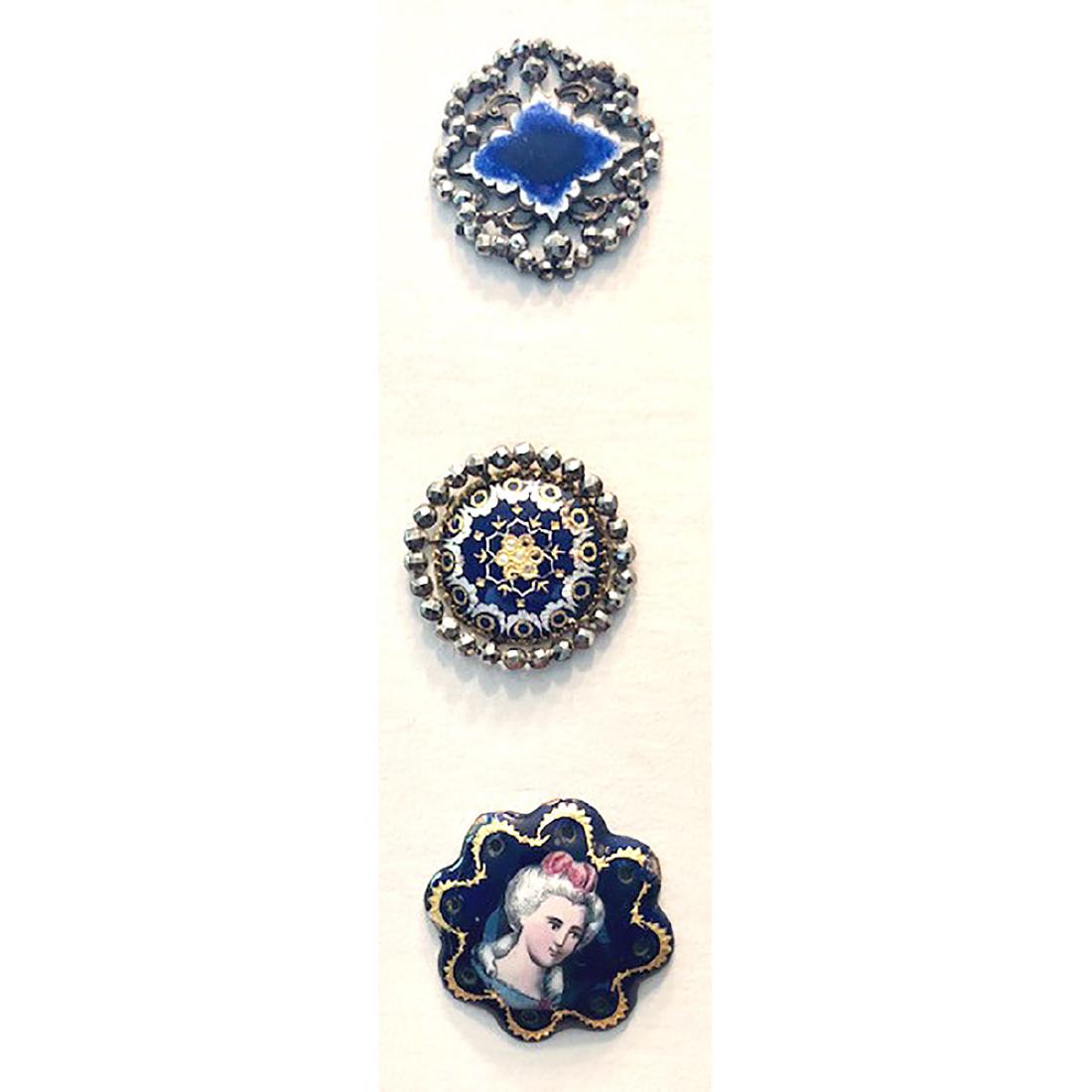 3 M/L BLUE ENAMELS, 1 WITH A LADIES HEAD: 3 M/L Blue Enamels, 1 with A Ladies Head, the Other Two with Cut Steel.To clarify the unusual scarce ladies head has some conditions issues, noticeable in the closeup picture.