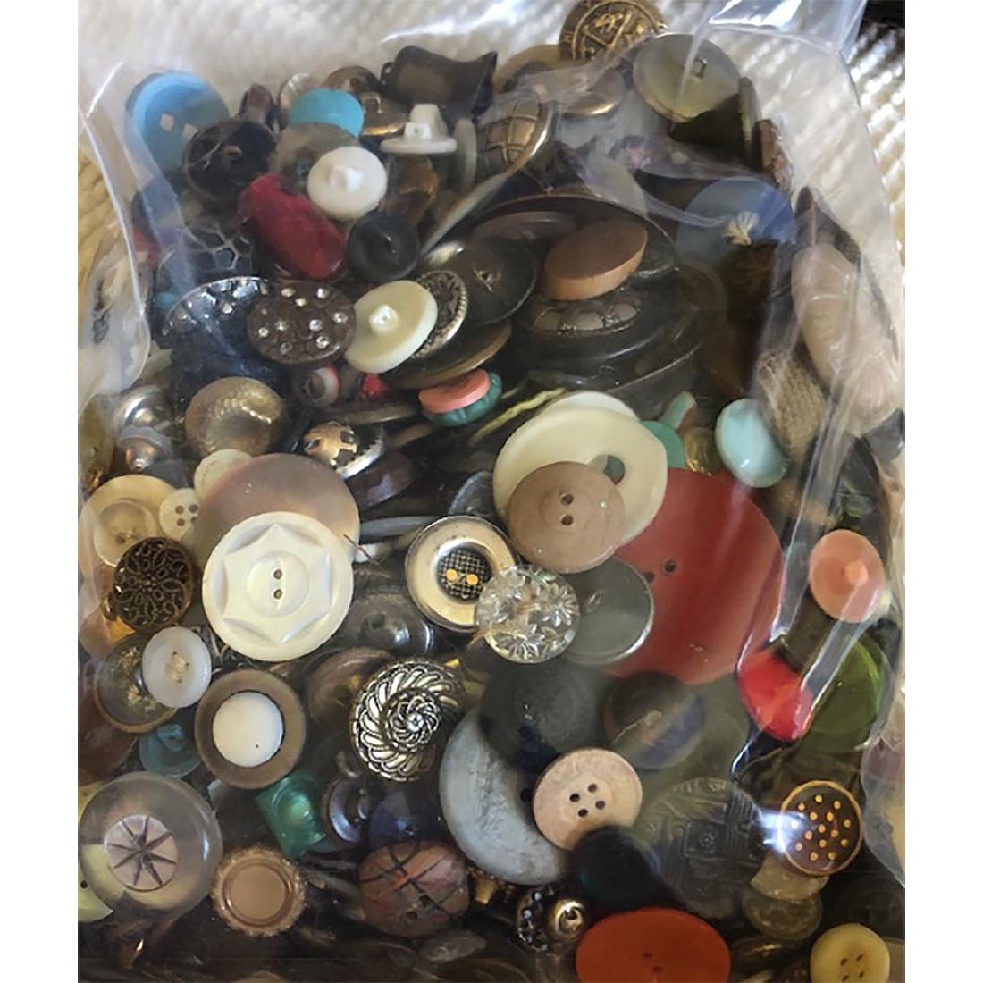 LARGE BAG LOT OF ASSORTED MATERIALS (1 of 1)