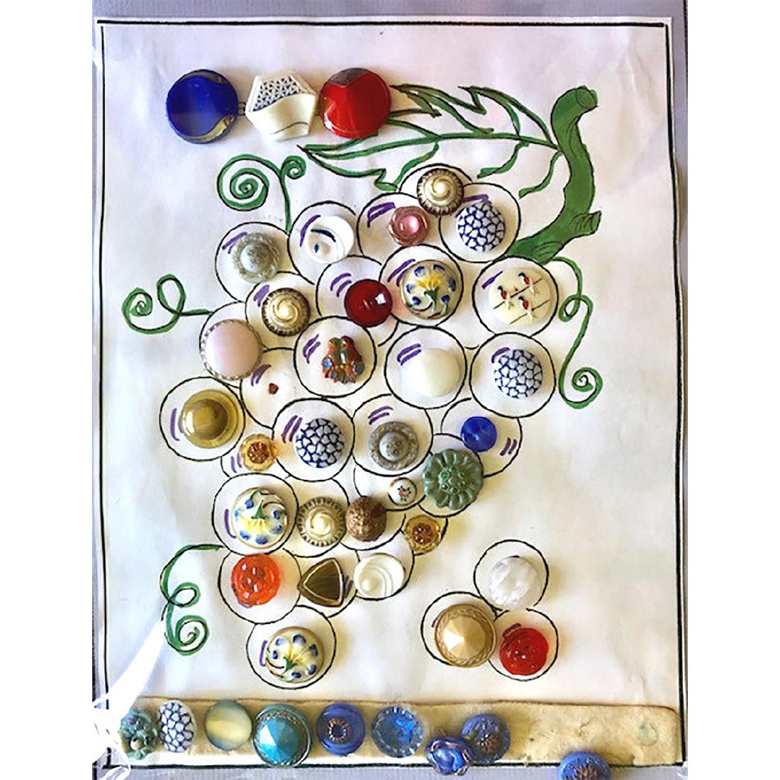 4 CARDS OF MOSTLY MODERN GLASS BUTTONS AND PLUS 2 (1 of 7)