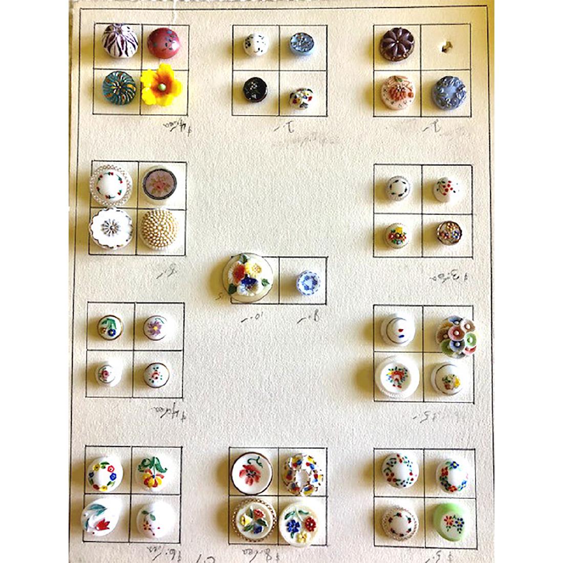 3 CARDS OF DIV 1 & 3 GLASS BUTTONS (1 of 5)