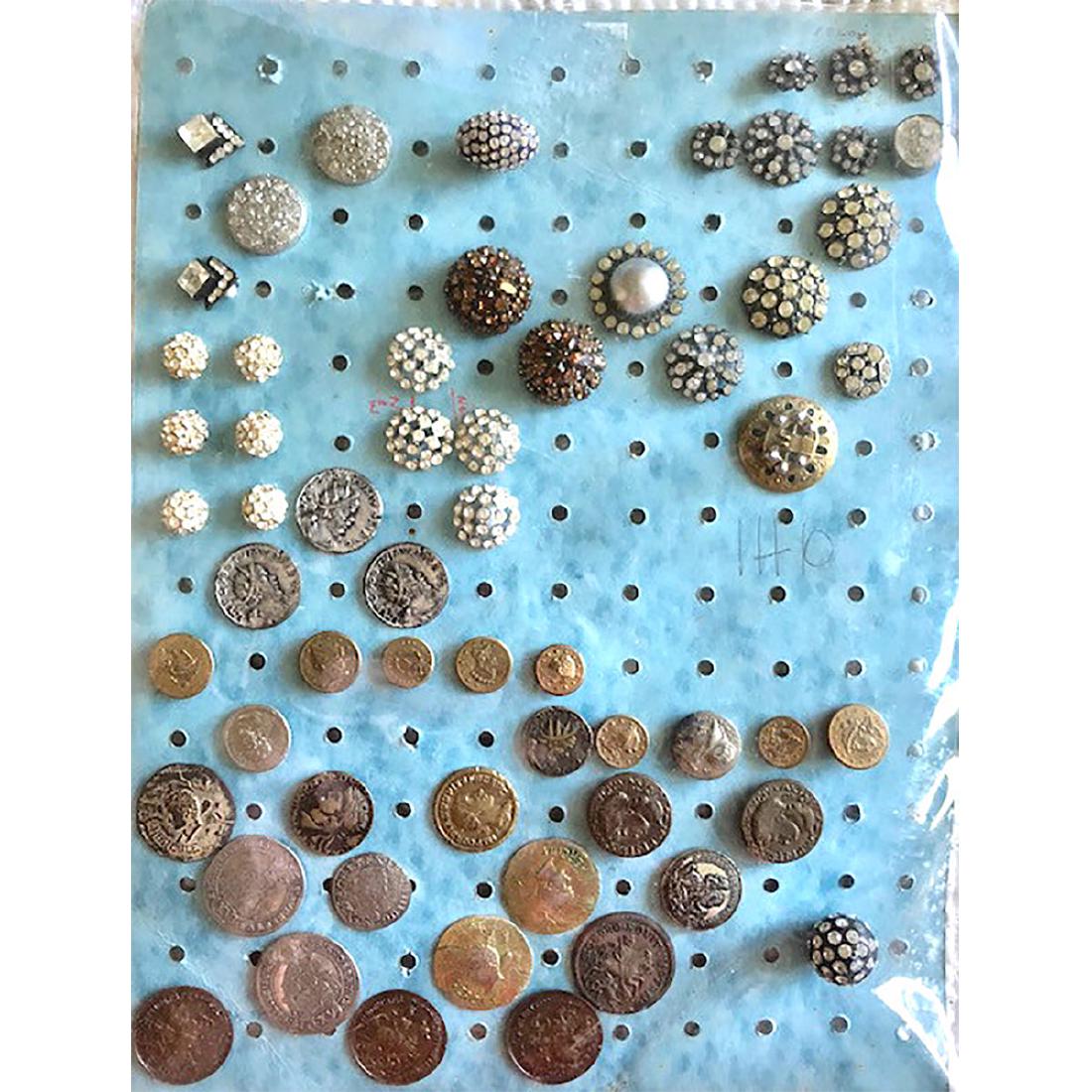 3 CARDS S/M MOSTLY PASTE JEWEL BUTTONS (1 of 3)