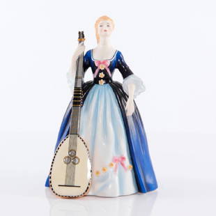 ROYAL DOULTON CHITARRONE HN2700 FIGURINE: A Royal Doulton figurine, CHITARRONE HN2700, produced by Peggy Davies in 1974 in a limited edition of 750, as part of the Lady Musicians Series. The exquisite workmanship in the orange rose stays on t