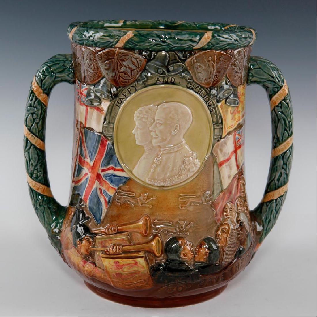 ROYAL DOULTON KING GEORGE V AND QUEEN MARY SILVER (1 of 4)