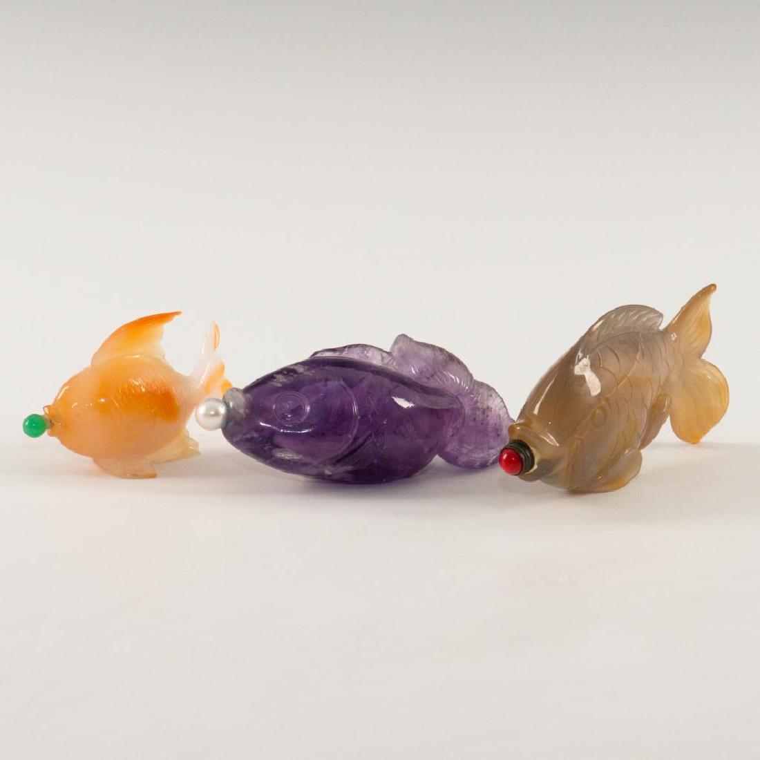 SET OF 3 ANTIQUE CHINESE CARVED AGATE & AMETHYST SNUFF (1 of 7)