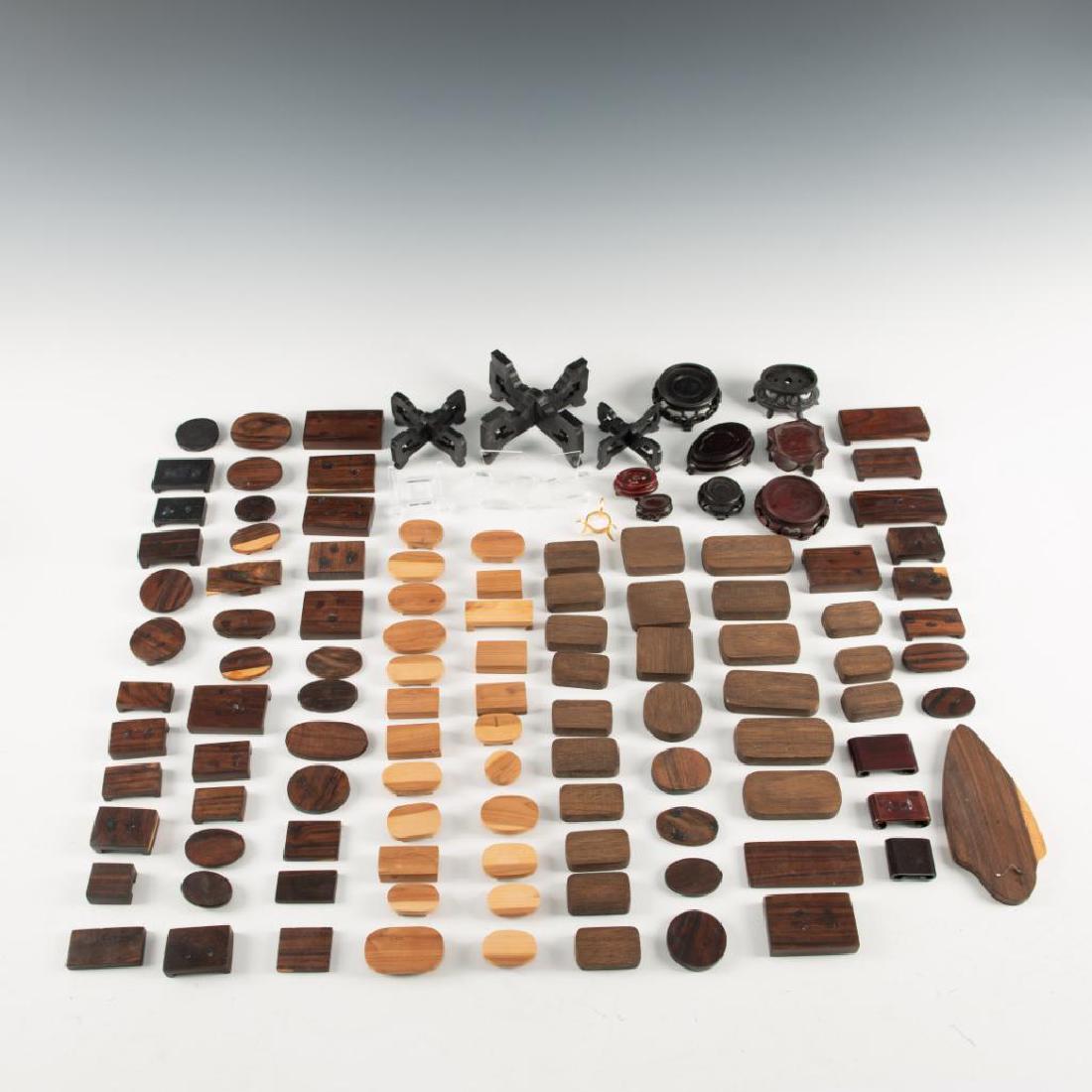 GROUP OF ABOUT 117pc MOSTLY WOODEN STANDS FOR NETSUKE (1 of 5)