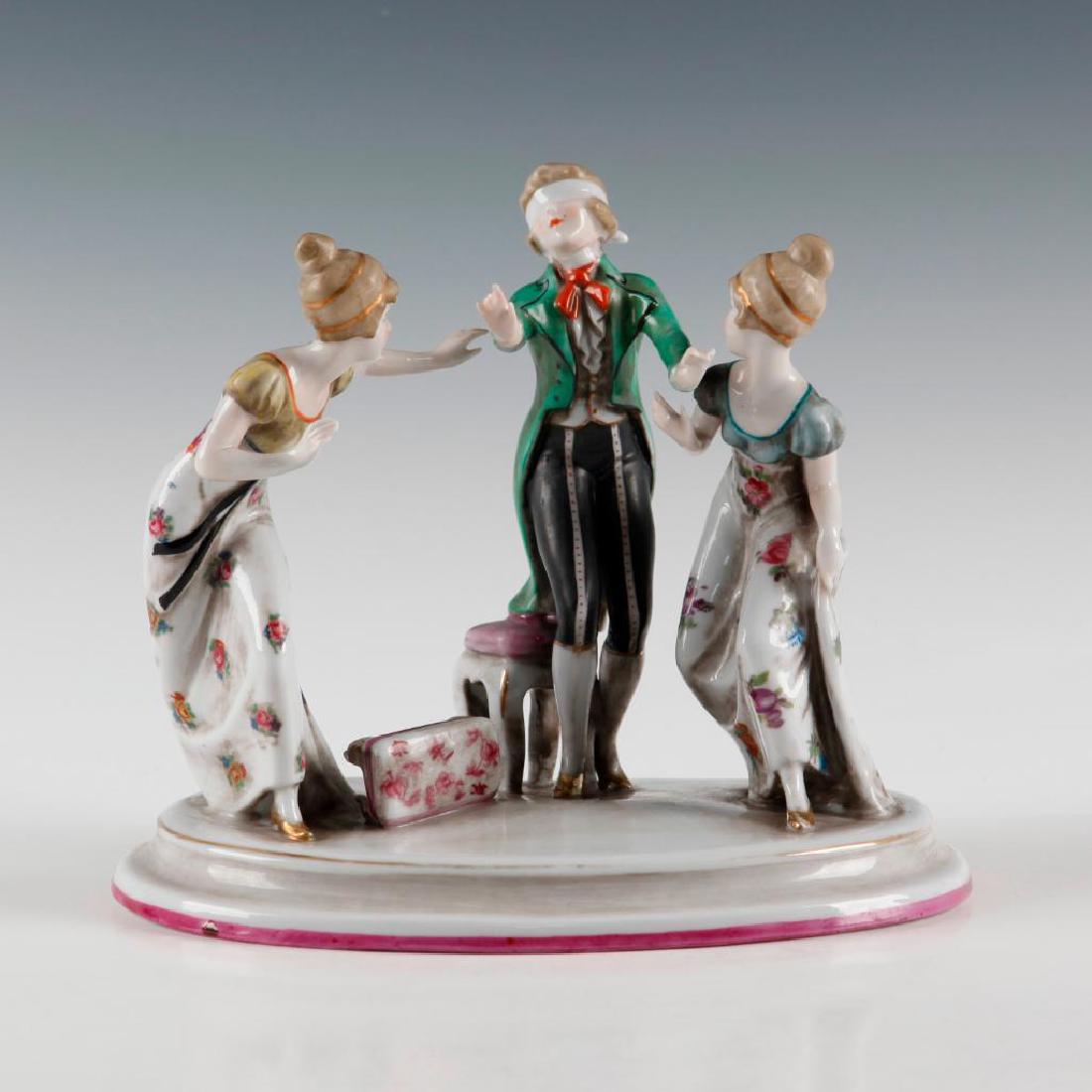 FIGURINE PEOPLE PLAYING BLINDFOLD GAME Large Asian Lute Player Blanc De Chine