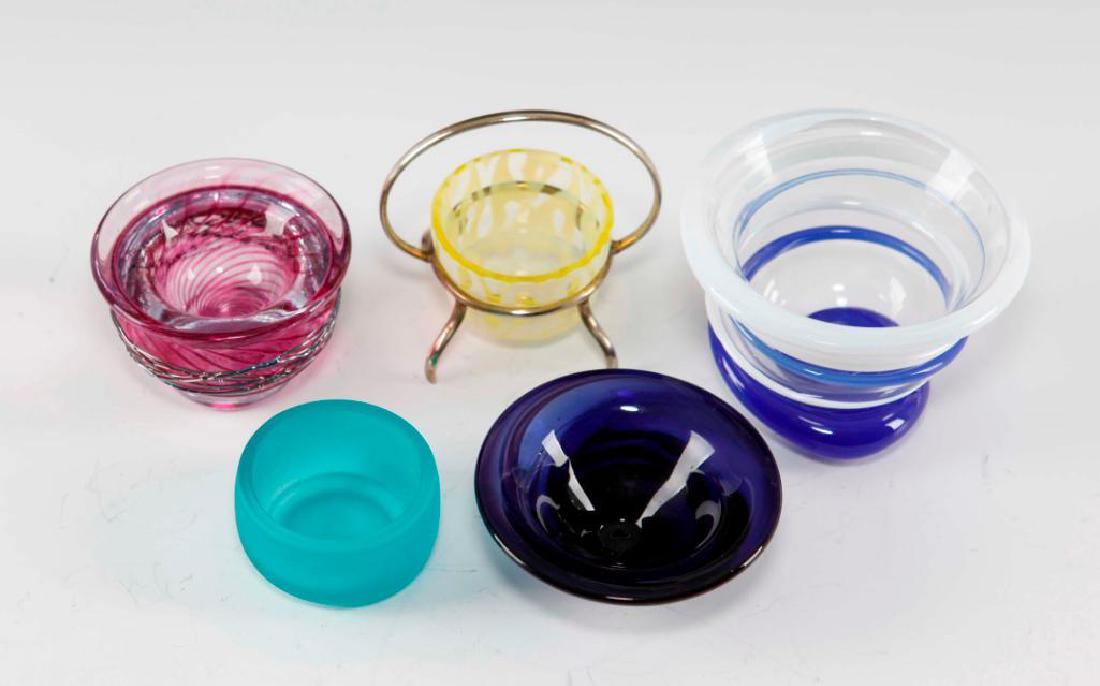 GROUP OF 5 MODERN STUDIO ART GLASS OPEN SALT CELLARS: Grouping of art glass salts including 2 by David Salazar. Dimensions: Tallest 2.5" Country of Origin: USA