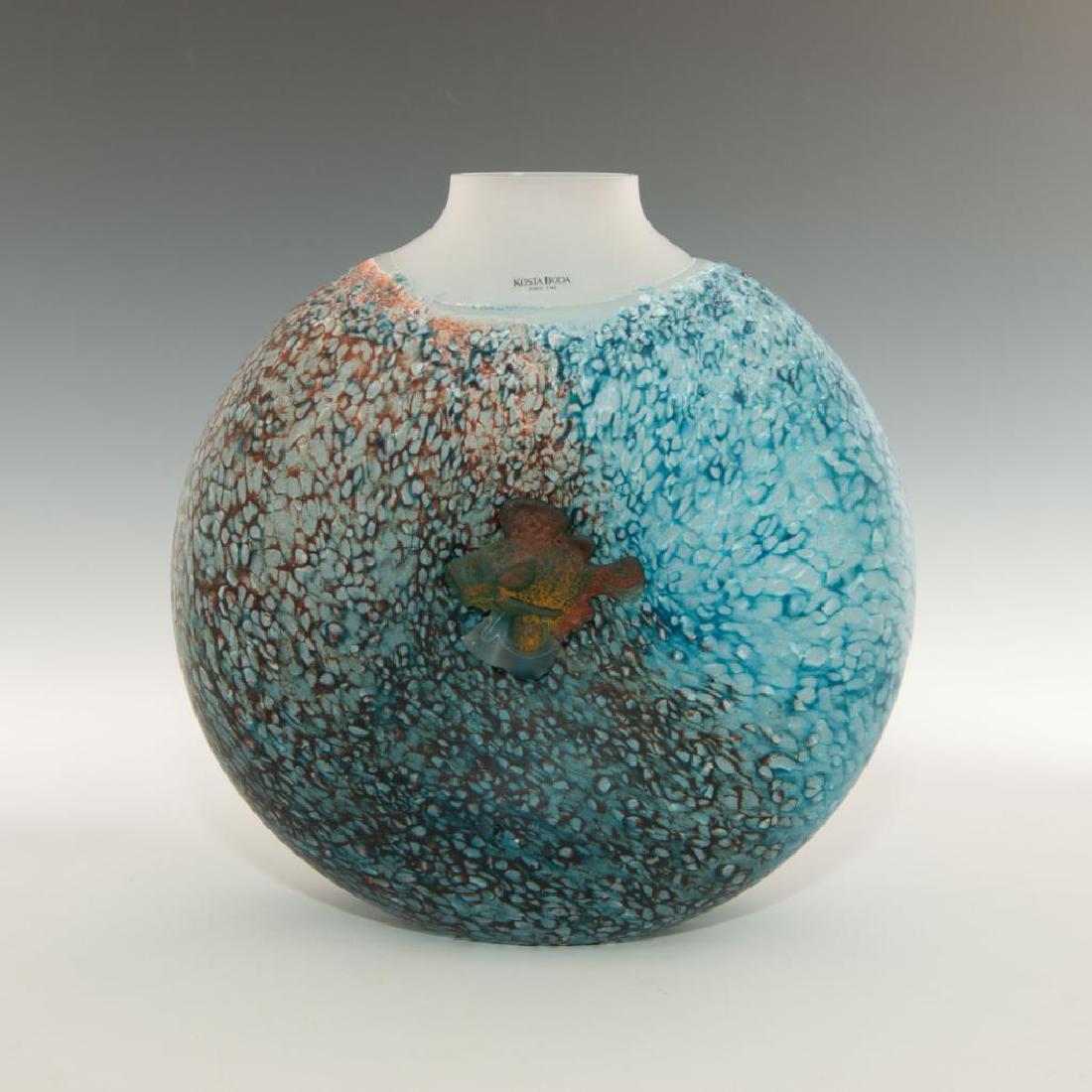 KOSTA BODA ART GLASS REEF COLLECTION LARGE FISH VASE (1 of 6)