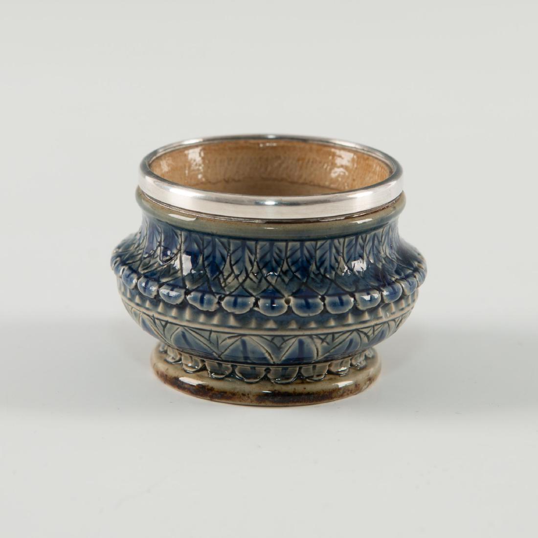 DOULTON LAMBETH GLAZED OPEN SALT CELLAR SILVER RIM (1 of 3)