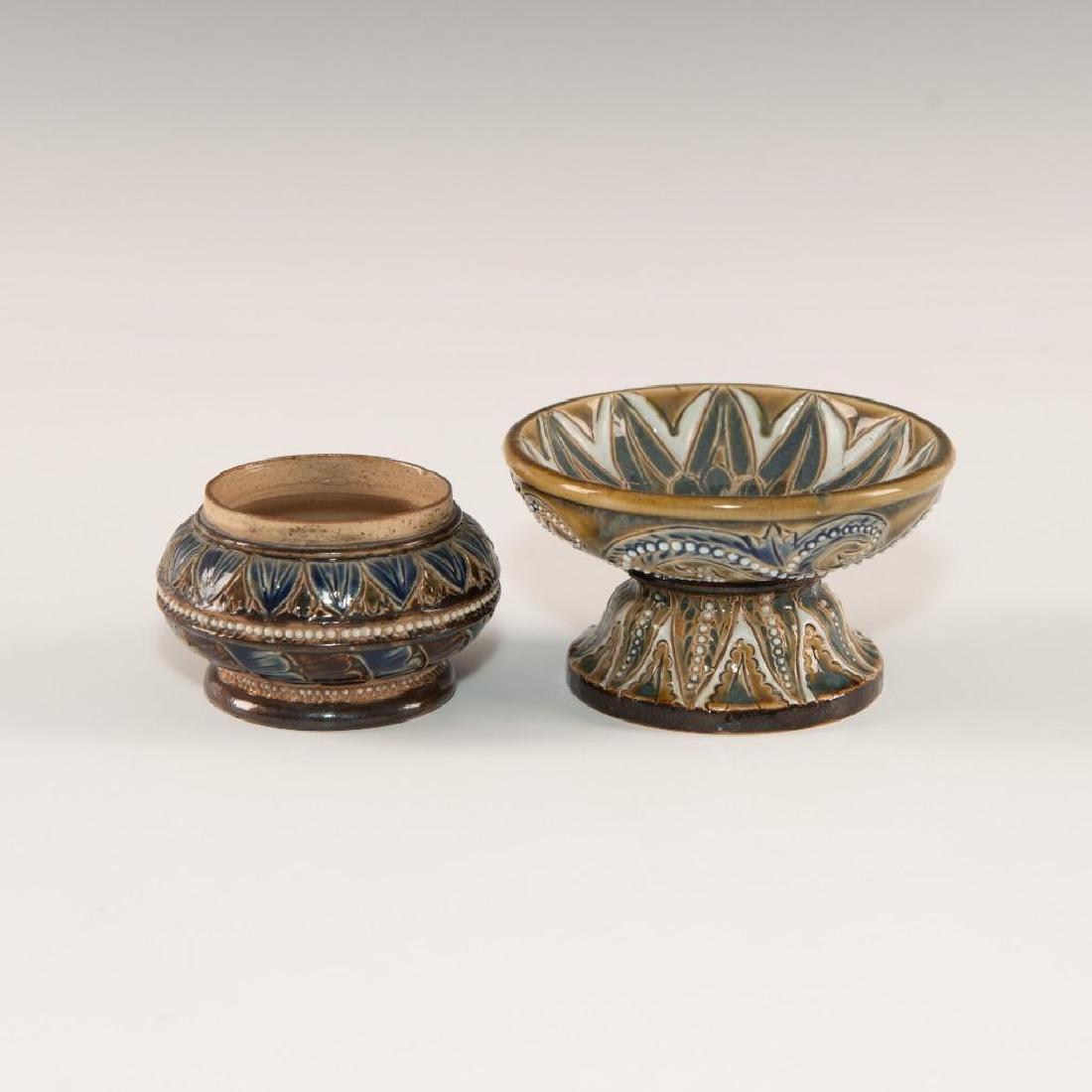 GROUP 2 DOULTON LAMBETH GLAZED STONEWARE OPEN SALTS (1 of 4)