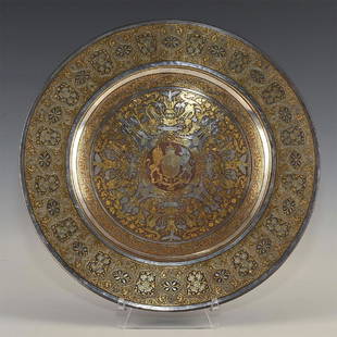 ENGRAVED SPANISH DAMASCENE CHARGER, UK COAT OF ARMS: English royal crest. Exquisitely inlaid gold and silver on iron, 19th century neo-romantic plate. Most likely from Zuloaga workshops. Attributed to the work of the Zuloaga family, who brought the art