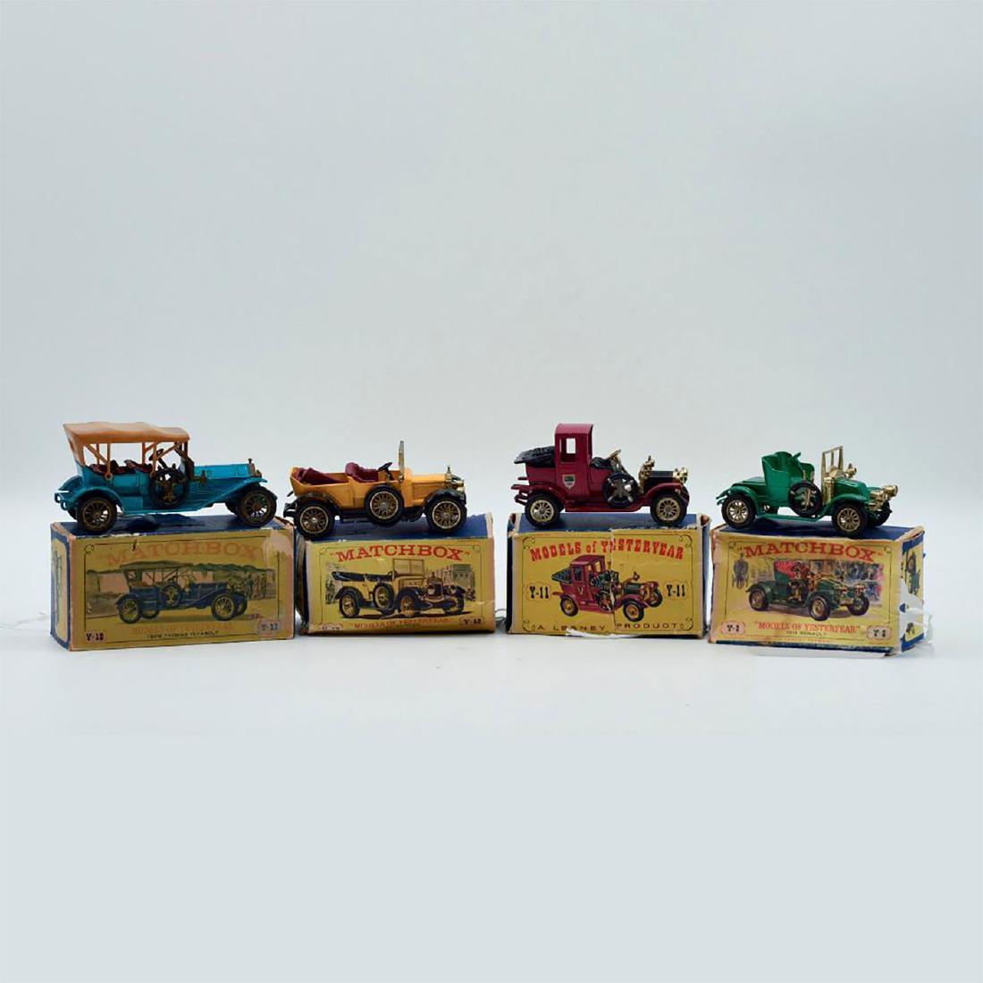 LOT OF 4 VINTAGE MODELS OF YESTERYEAR MATCHBOX CARS: 1911 Daimler, 1912 Packard Landaulet, 1909 Thomas Flyabout, 1911 Renault. In box. Issued: 1960's Dimensions: 4"L X 2"H X 1.75"D Edition Number: Y-11, Y-13, Y-12, Y-2 Manufacturer: Lesney Matchbox Coun
