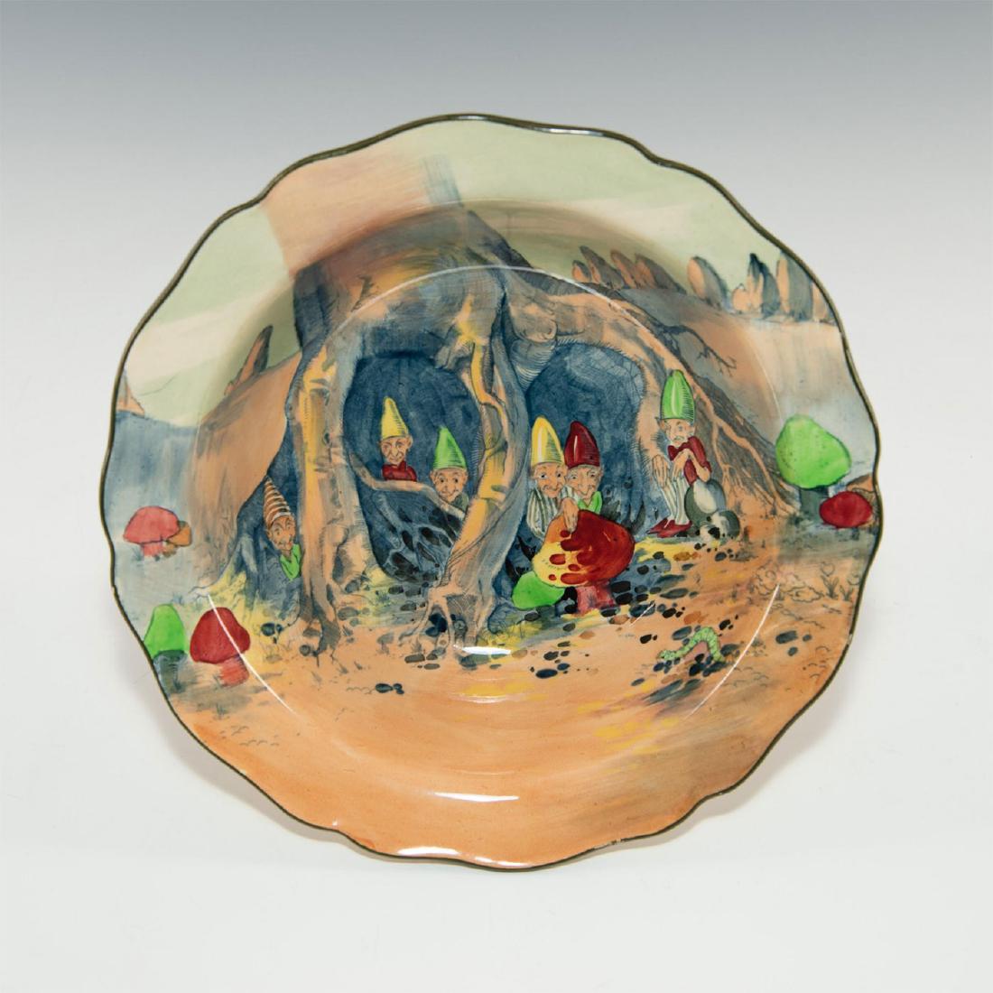 ROYAL DOULTON GNOMES SERIESWARE LARGE SCALLOPED BOWL (1 of 2)