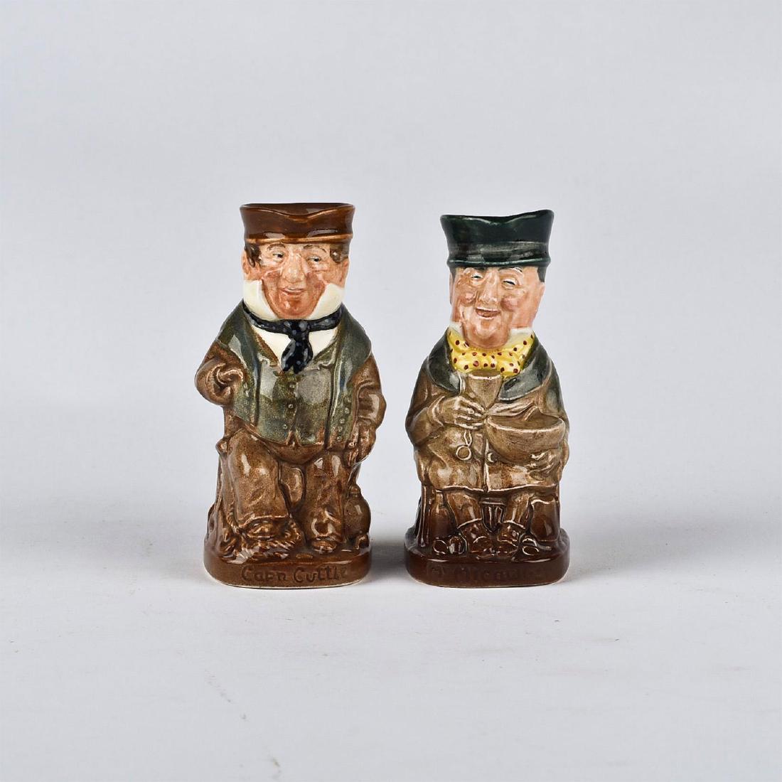 GROUP OF 2 ROYAL DOULTON SMALL TOBY JUGS (1 of 5)
