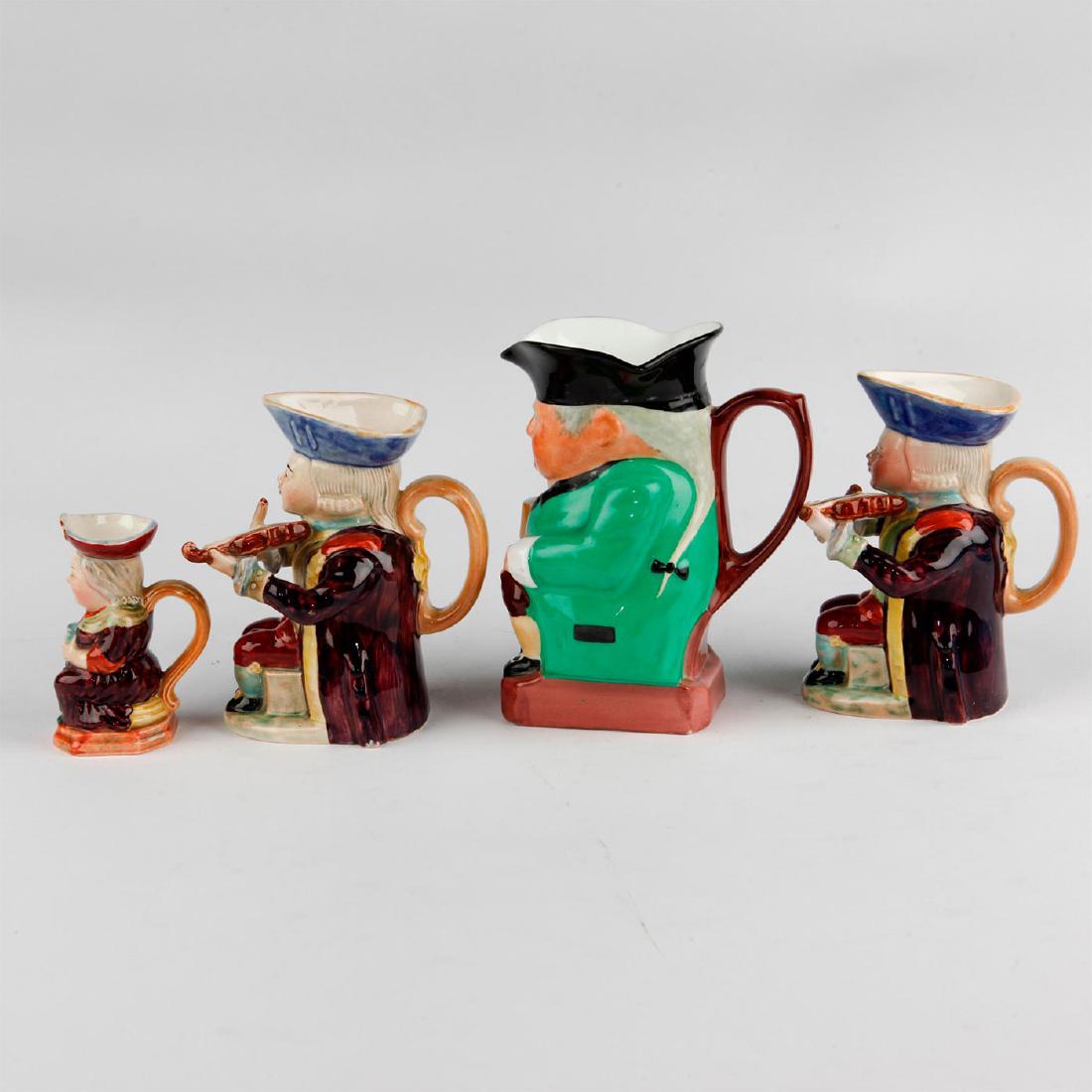 GROUP OF 4 CERAMIC DECORATIVE TOBY JUGS (1 of 5)