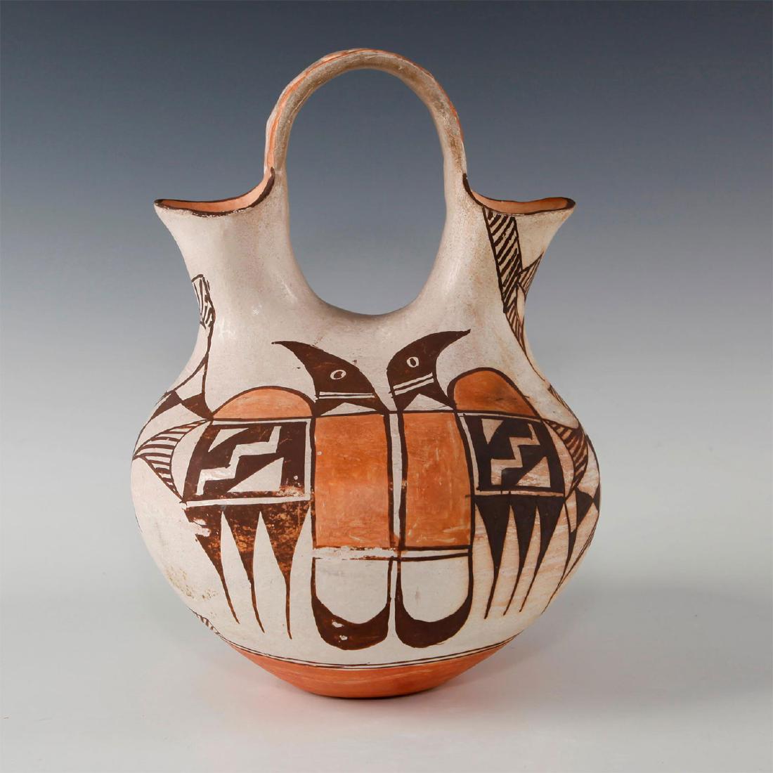 NATIVE AMERICAN PUEBLO POTTERY WEDDING VASE Jun 12, 2019